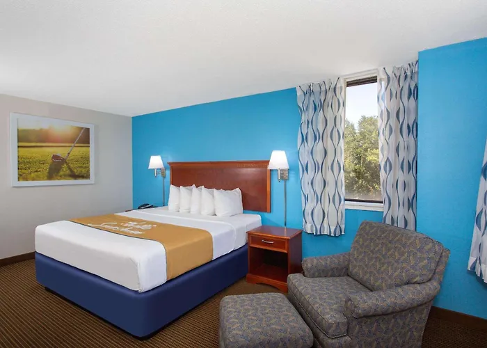 Days & By Wyndham Conf Center I-10 2* Tallahassee