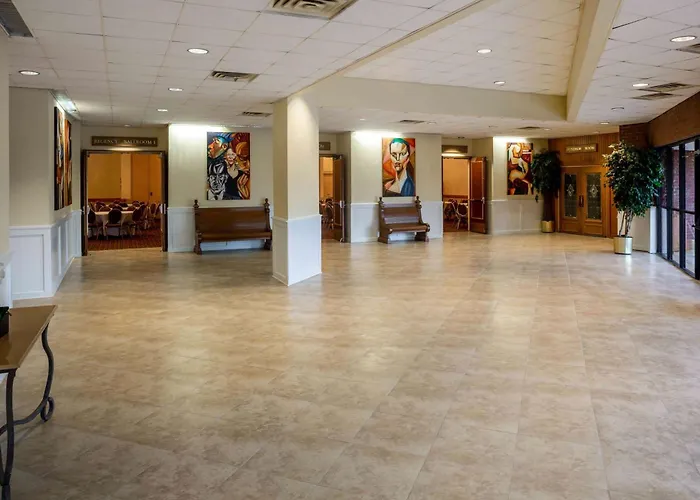 Days & By Wyndham Conf Center I-10