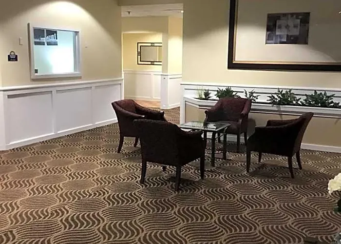 Days & By Wyndham Conf Center I-10