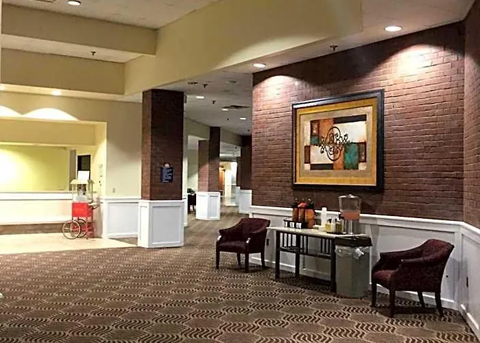 Days & By Wyndham Conf Center I-10 Hotel