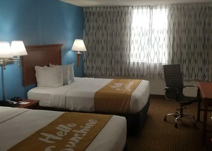 Days & By Wyndham Conf Center I-10 Hotel 2*